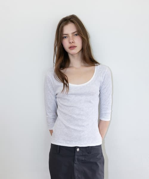 Light gray layered tee product reference
